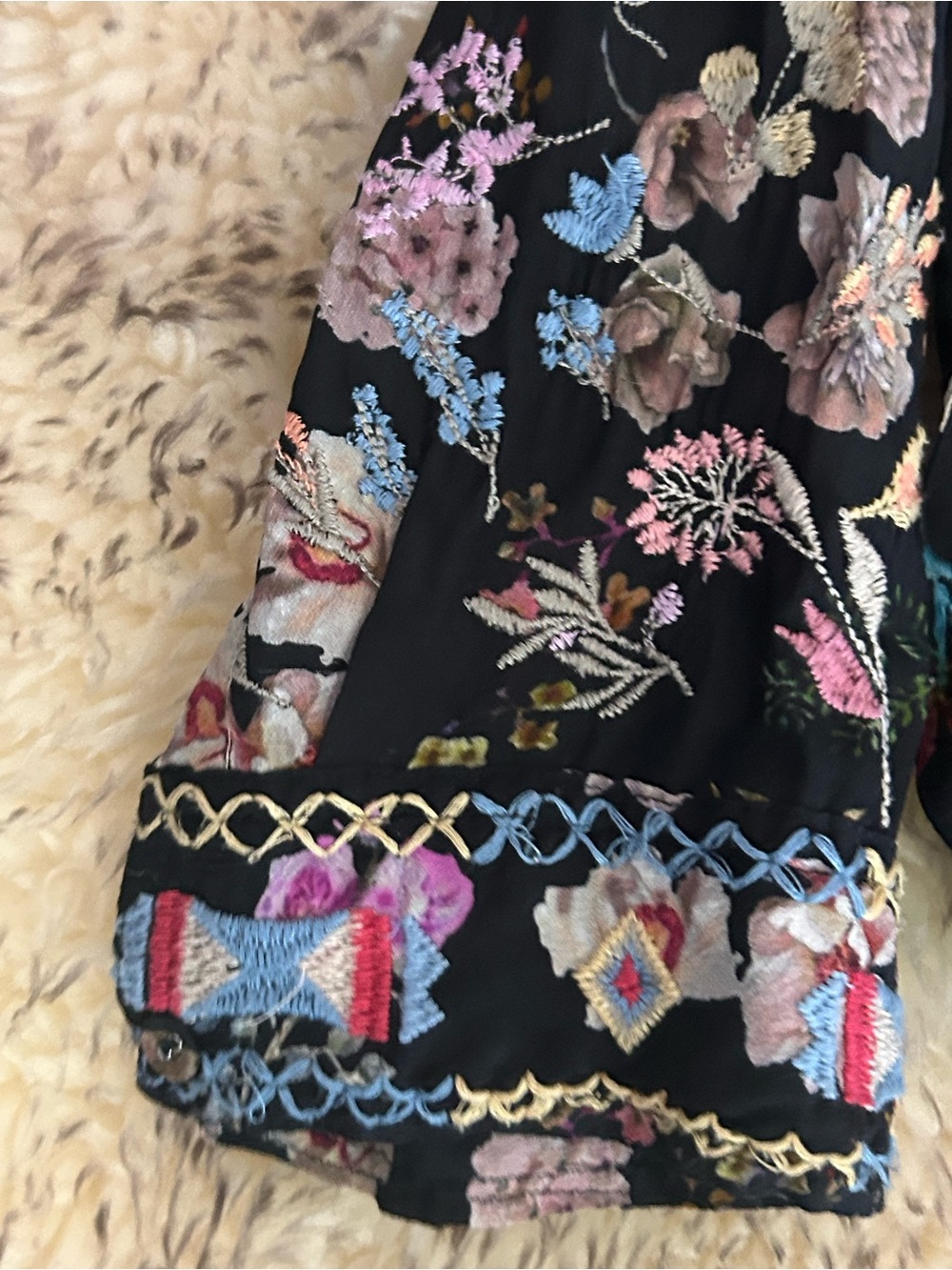 Johnny Was Bridgitte 100% Silk Black Floral Embroidered Relaxed Blouse - Picture 12 of 16